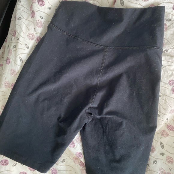 Abercombie and fitch criss cross biker shorts - Picture 2 of 3